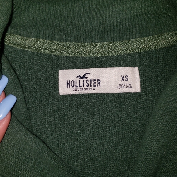 Hollister Half Zip Sweater - Picture 2 of 3
